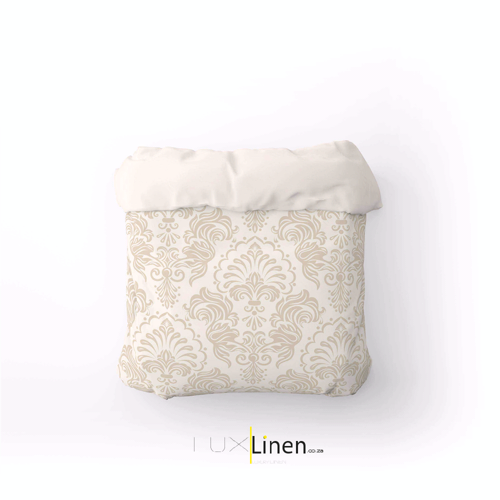 White & Cream Floral Duvet